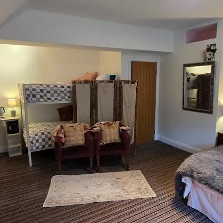 招待所 Island House Lanercost